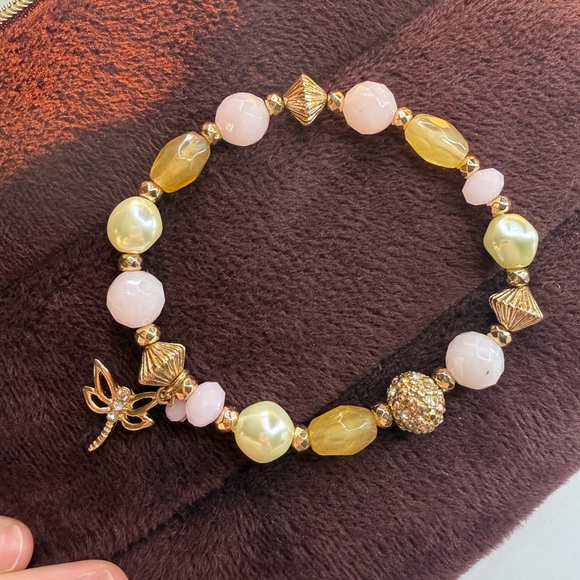 Dragonfly Gold and Pink Beaded Bracelet - Picture 4 of 4